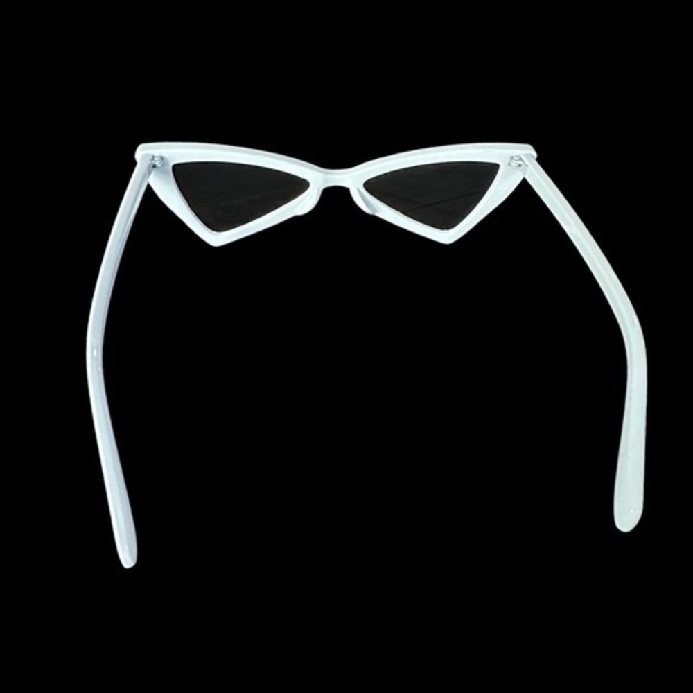 Petals & Peacocks Y2K Retro White Triangle Sunglasses - Picture 3 of 7